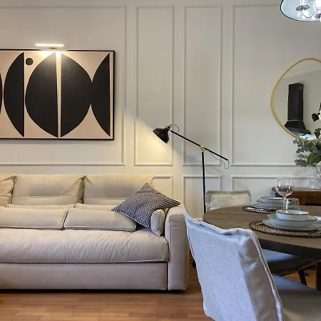 Breg - Old Town River アパート